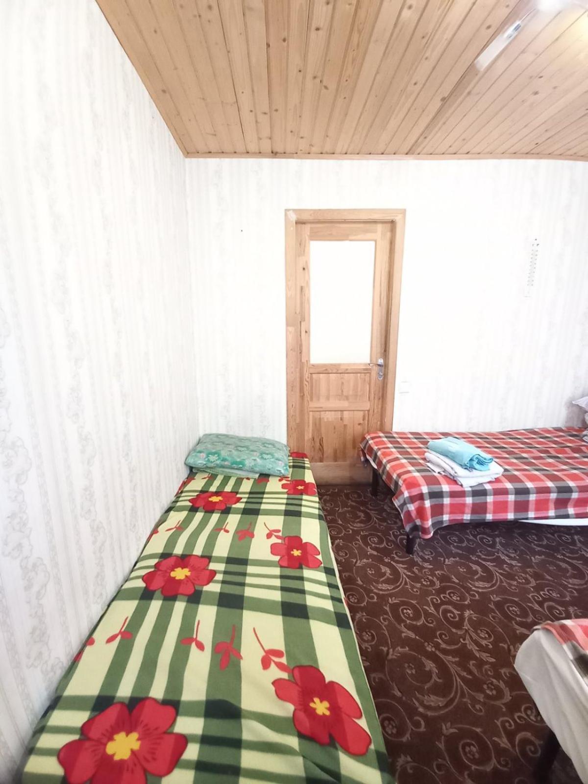Частный Дом, Р-Н 3 Городской Больницы Cerkasî Exterior foto
